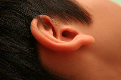 右边耳朵耳鸣代表什么